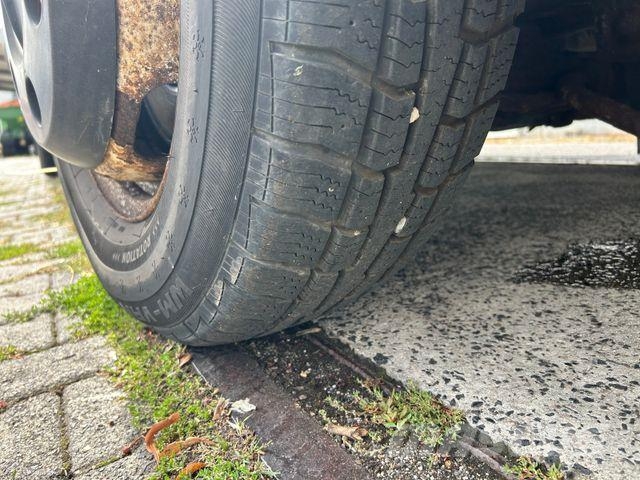 Mercedes-Benz Vario 612 D 음료 배달 트럭