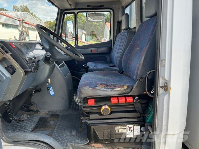 Mercedes-Benz Vario 612 D 음료 배달 트럭