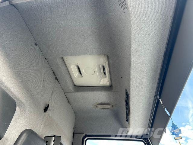 Mercedes-Benz Vario 818 / Maxi / Standheizung / Kompressor Utilitaire