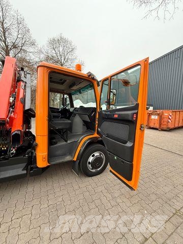 Mercedes-Benz VARIO 818D - 64 Tkm - Kipper - Kran - 1. Hand Kipper