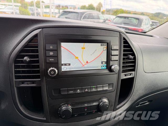 Mercedes-Benz Vito 116 CDI 7G Autom Klima Kamera AHK Navi Panel vans