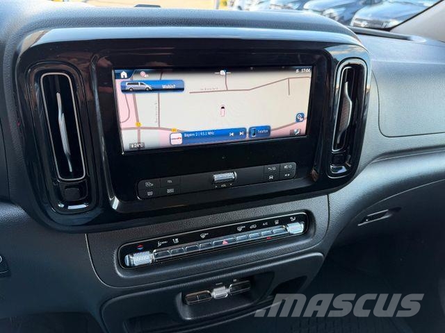 Mercedes-Benz Vito 116 CDI Tourer PRO 4x4 Stdheiz AHK2,5to Minibussit