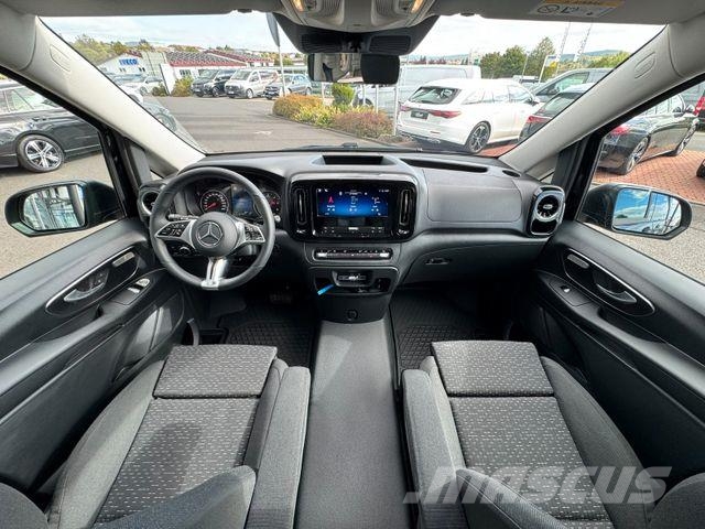 Mercedes-Benz Vito 119 CDI 4x4 Tourer PRO Extral Stdh AHK2,5t Minibusse