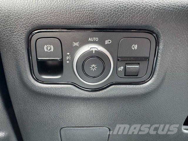 Mercedes-Benz Vito 119 CDI 4x4 Tourer PRO Extral Stdh AHK2,5t Minibusse