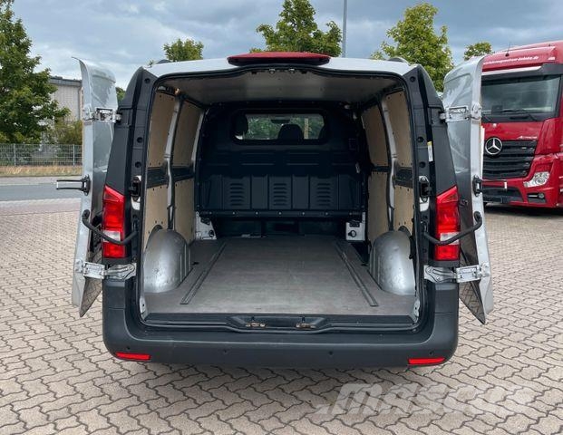 Mercedes-Benz Vito 114 CDI KA lang/ AC/ Navi/ Park+Cargo Paket Furgonetas cerradas