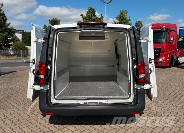 Mercedes-Benz Vito 116 CDI Frischdienst/ Standk./ AC/ Hecktür بدرجة حرارة قابلة للضبط