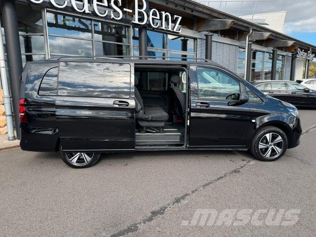 Mercedes-Benz Vito 119 CDI 4x4 Tourer PRO Extral Stdh AHK2,5t Minibusse