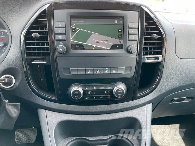 Mercedes-Benz Vito 119 CDI Tourer Select 4x4/ 7 Sitze/ 2x AC Carrinhas de caixa fechada