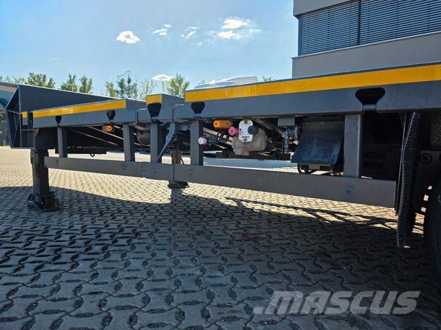 Meusburger MTS-3 / Teleskop / 13.085 - 17.385 mm /Lenkachse 低平板半挂车