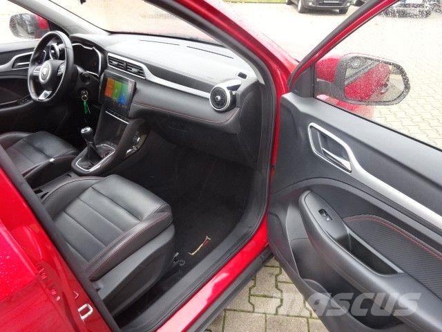 MG ZS 106PS Luxury Leder LED Klima Navi Avtomobili