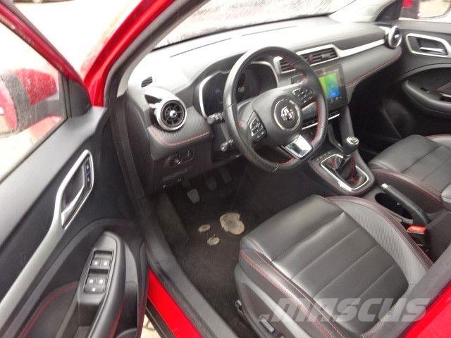 MG ZS 106PS Luxury Leder LED Klima Navi Avtomobili