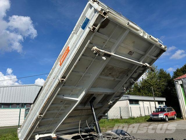 Mitsubishi Canter 9C18 / Meiller 3 Seiten Pašizgāzējs
