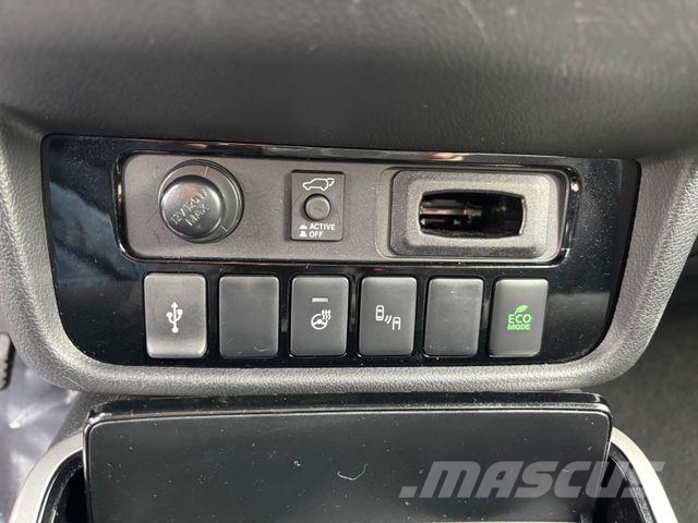 Mitsubishi Outlander Spirit+ 2WD/Leder/Automatik/AHK/34TKM Pickup/planbiler