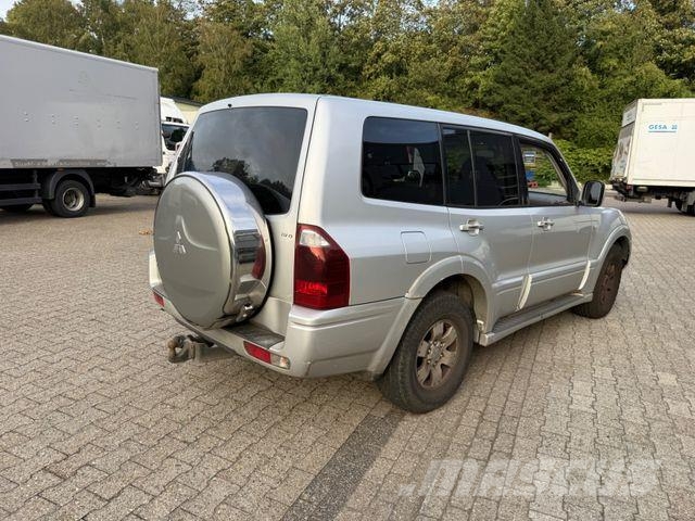 Mitsubishi Pajero Prekucniki