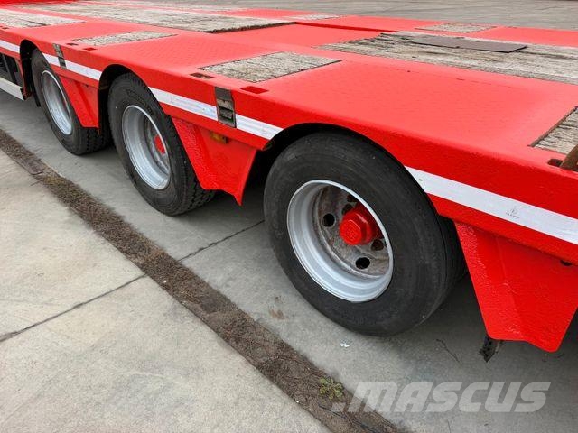 MTDK Low Loader/ Hydraulic ramps- Mélybölcsős félpótkocsik