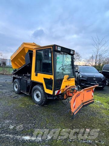 Multicar Winterdienst Iné