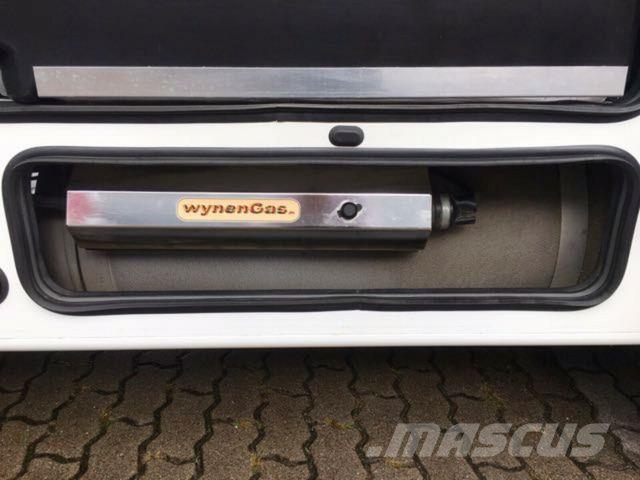 Niesmann + Bischoff Flair 880 BE 모터홈 및 카라반