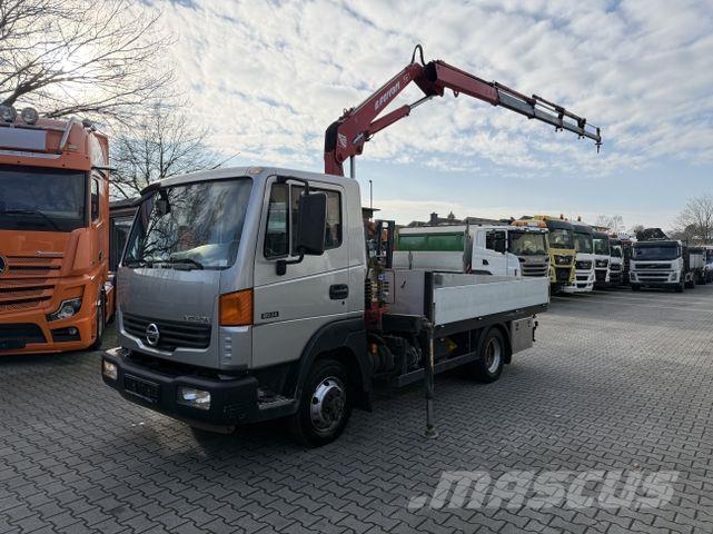 Nissan Atleon 80.14 Ferrari 561 bis 14.80 Meter Camiones plataforma