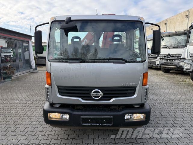 Nissan Atleon 80.14 Ferrari 561 bis 14.80 Meter Camiones plataforma