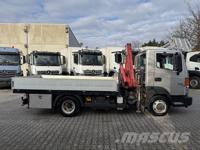 Nissan Atleon 80.14 Ferrari 561 bis 14.80 Meter Camiones plataforma