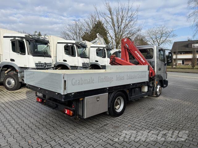 Nissan Atleon 80.14 Ferrari 561 bis 14.80 Meter Camiones plataforma
