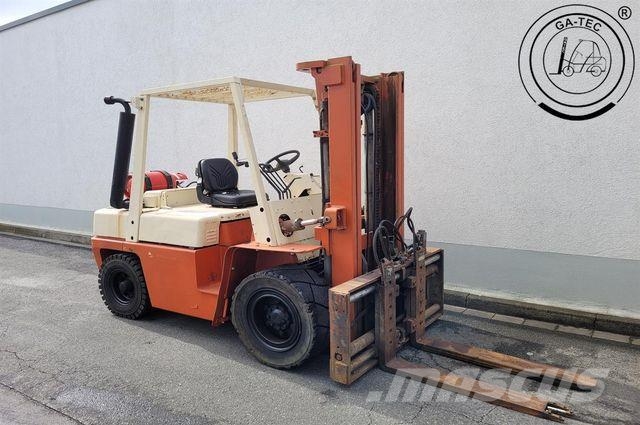 Nissan BF03A35U Gaasitõstukid