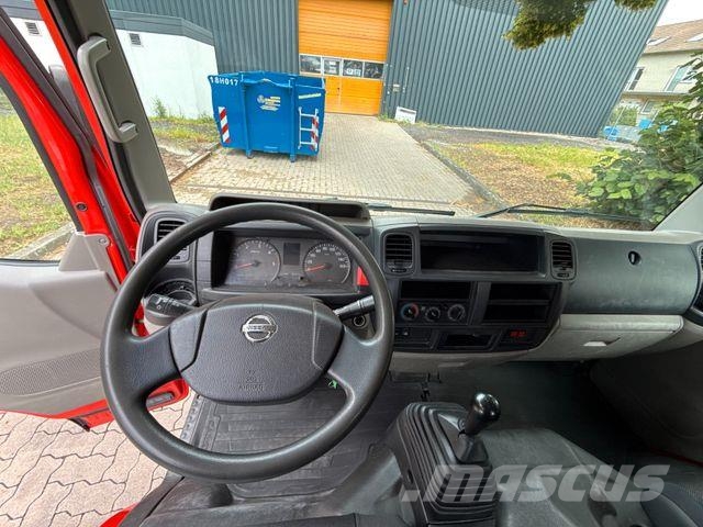 Nissan Cabstar - Ruthmann TB270 - 83 TKm Plataformas sobre camión