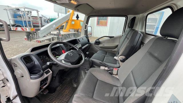 Nissan P200A-NC Palfing Hebebühne Hubarbeitsbühne 20M P Plataformas sobre camión