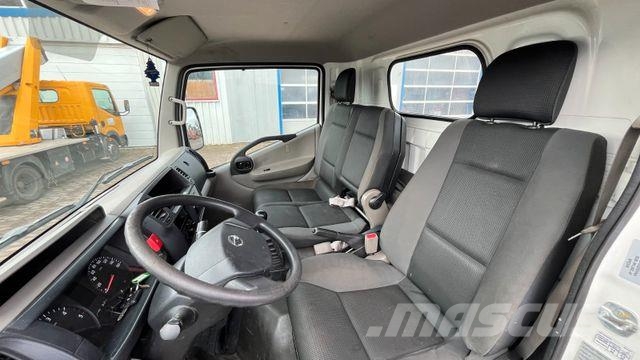 Nissan P200A-NC Palfing Hebebühne Hubarbeitsbühne 20M P Plataformas sobre camión