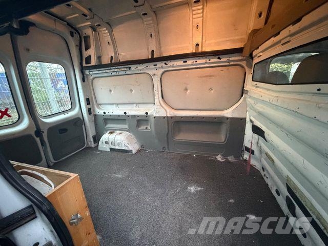Nissan PRIMASTER Dodávky