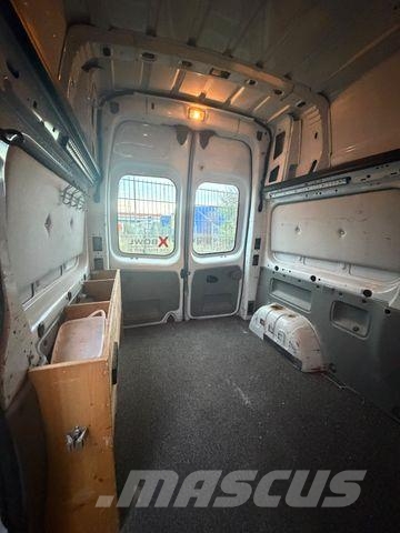 Nissan PRIMASTER Dodávky