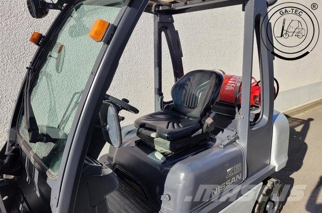 Nissan U1D2A25LQ Gaasitõstukid