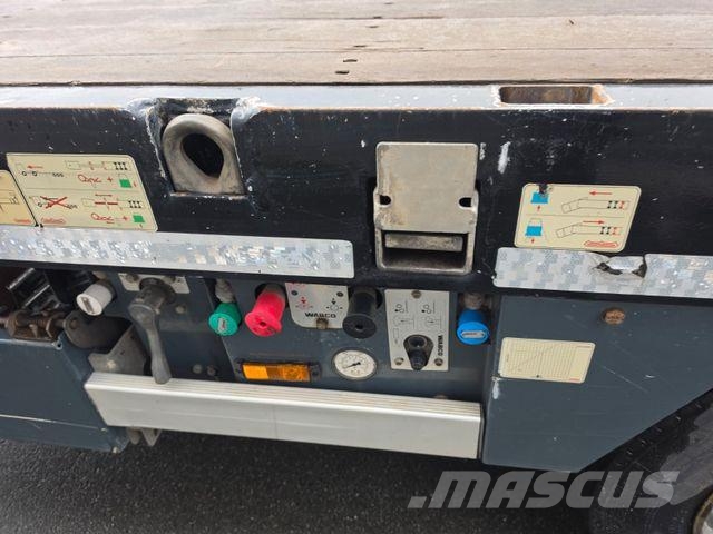 Nooteboom OVB 48 Tele Mega Autotransporter