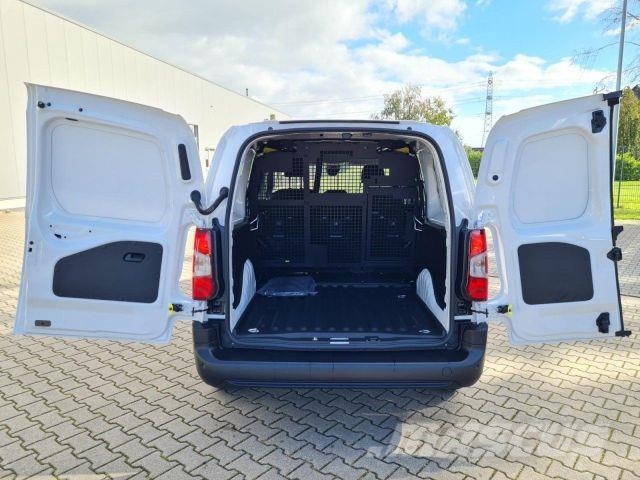 Opel Combo 1.5 DoKa XL TEMPOMAT PDC KLIMA FREISP. Изотермический фургон
