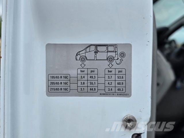 Opel Vivaro 2.5 CDTI / Versalift ET-30-NE-XS Plataformas sobre camión