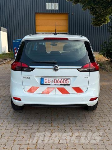 Opel Zafira C Tourer Selection - 125 TKm سيارات