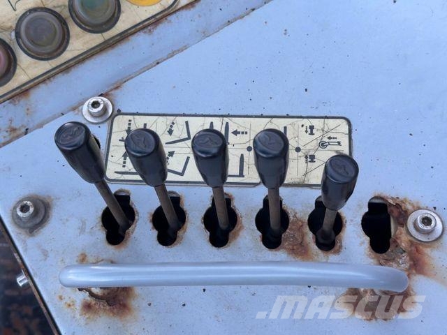 Palfinger F3 201 Mitnahmest. 2013 17kW Kylkitrukit