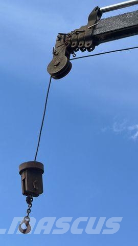 Palfinger PK 22000L LANGARM KRAN MIT SEILWINDE Tower cranes