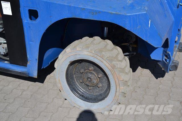 PB S151-19E 4x4 / AH 15,00 / Härtl Ehrenhain Plataformas con brazo de elevación manual