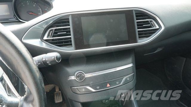 Peugeot 308 SW Active Carros