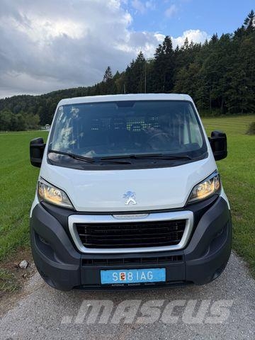 Peugeot Boxer 130 HDi Doppelkabine Пикапи