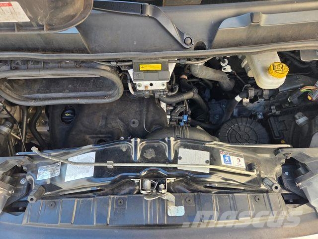 Peugeot Boxer Kasten Hochraum 435 L4H2 Premium BlueHDi 1 Furgonetas cerradas