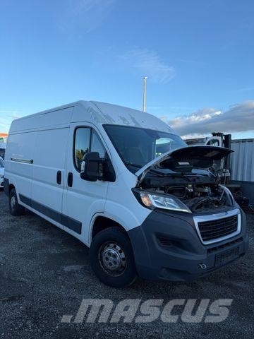 Peugeot Boxer Kasten Hochraum 335 L3H2 Avantage Pro Edit شاحنة مقفلة