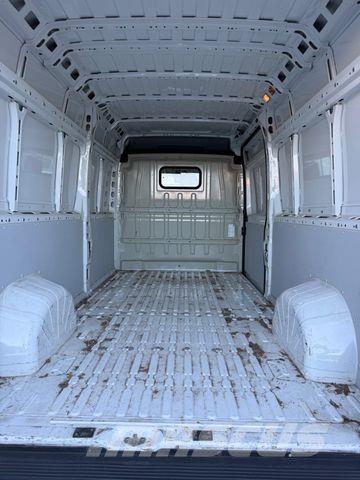 Peugeot Boxer Kasten Hochraum 335 L3H2 Avantage Pro Edit شاحنة مقفلة