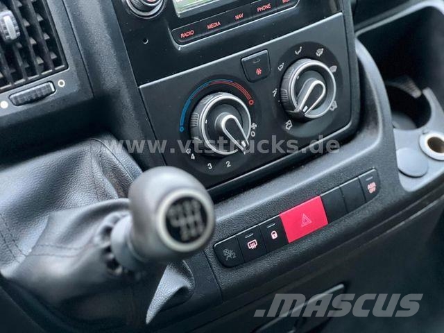 Peugeot Boxer Kasten Hochdach Pro 4x2 Lieferwagen