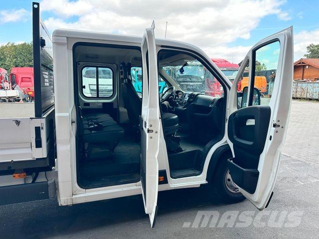 Peugeot Boxer Pritsche Doka. 435 L4 BlueHDi 165 Stop&amp;S Caja abierta/laterales abatibles