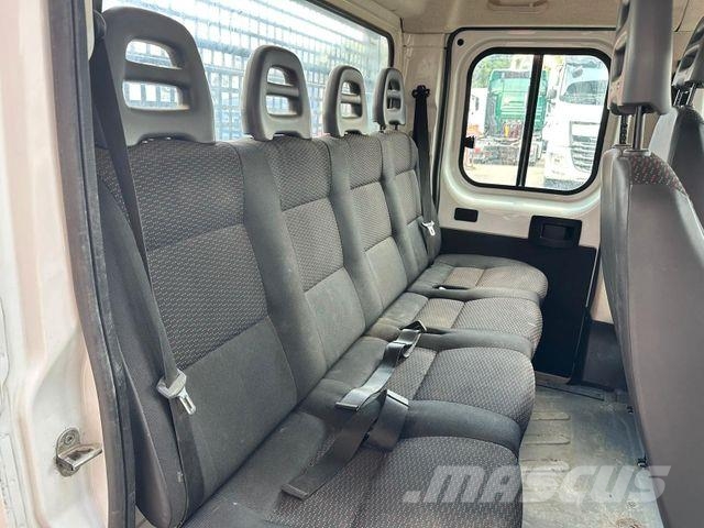 Peugeot Boxer Pritsche Doka. 435 L4 BlueHDi 165 Stop&amp;S Caja abierta/laterales abatibles