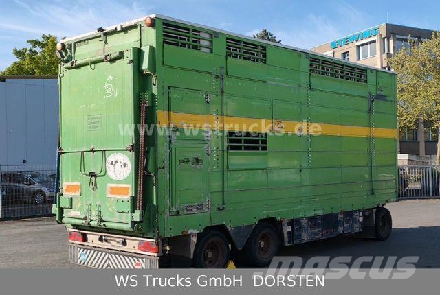 Pezzaioli 2 Stock RBA31F ausfahrbares Dach Viehanhänger Livestock transport
