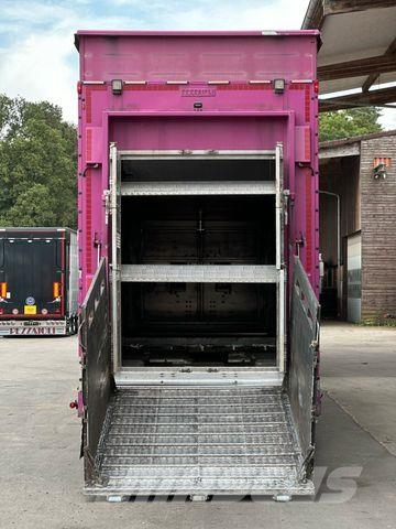 Pezzaioli 3. Stock Aggregat/ Tränke/Hubdach/Rampe/Lift Livestock transport