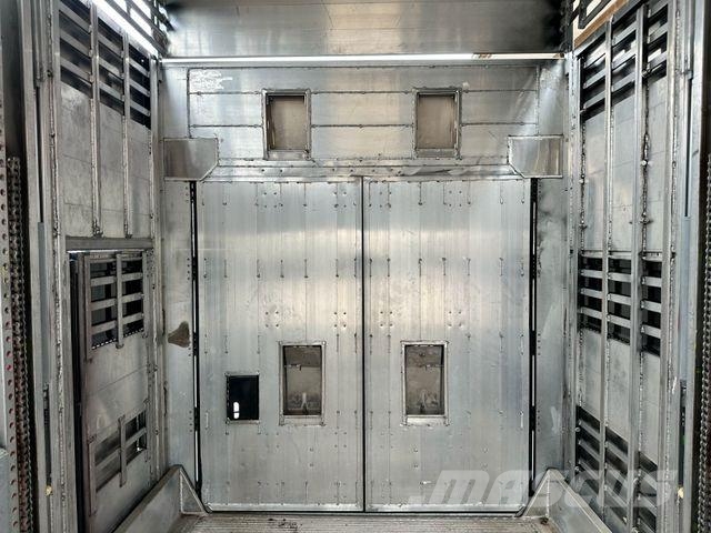 Pezzaioli *NEU* 3.Achs Doppelstock/Hubdach/Tränke/Rampe Livestock transport